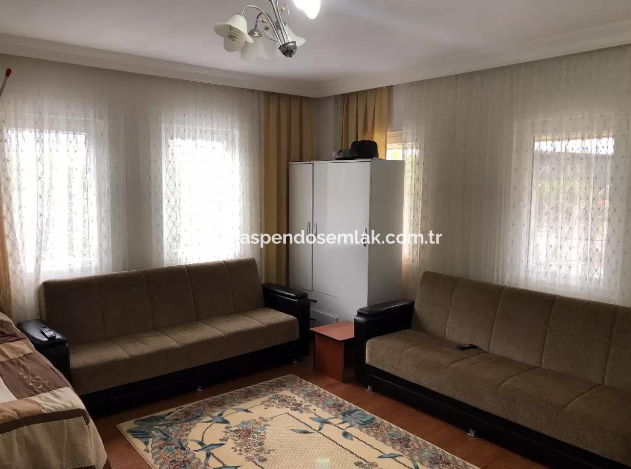 Eingeschossiges Einfamilienhaus Zum Verkauf In 1222M2 Grundstück In Archers