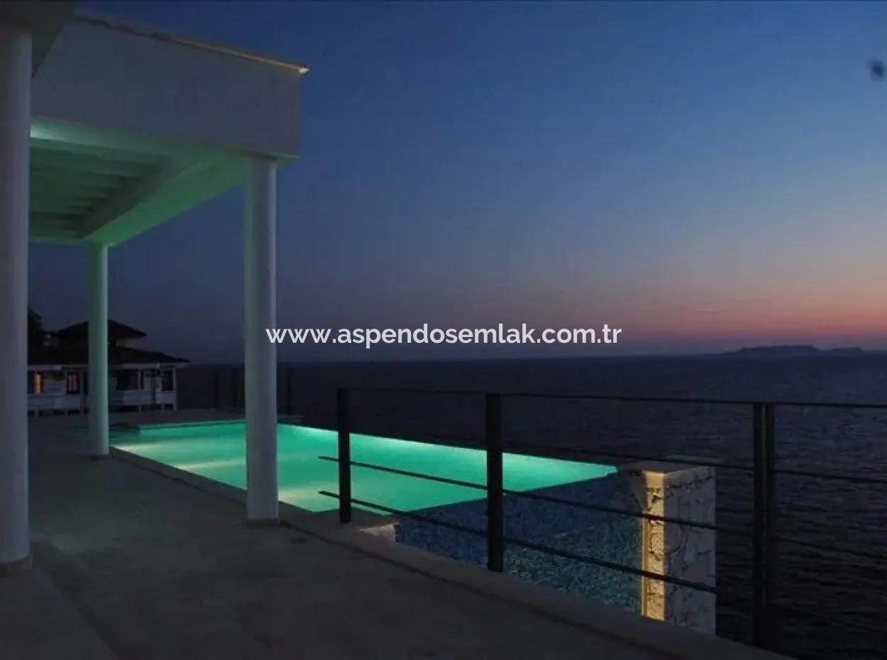 Villa Zum Verkauf-Meer-Villa Zum Verkauf Mit Aussicht Auf Das Meer Und Die Insel Meis. Nov