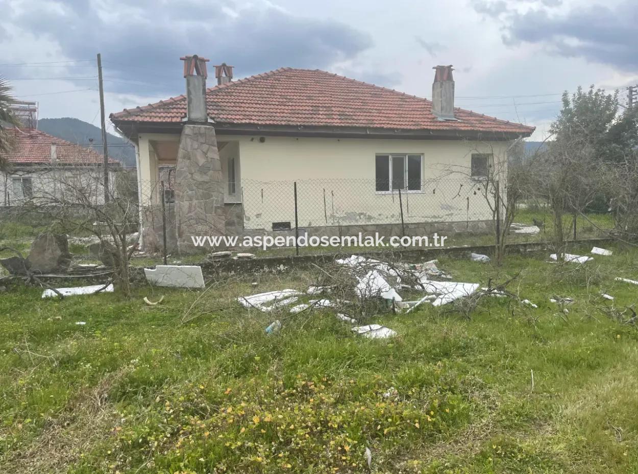 Dorfhäuser Zum Verkauf In Kemalya 1880M2 Grundstück