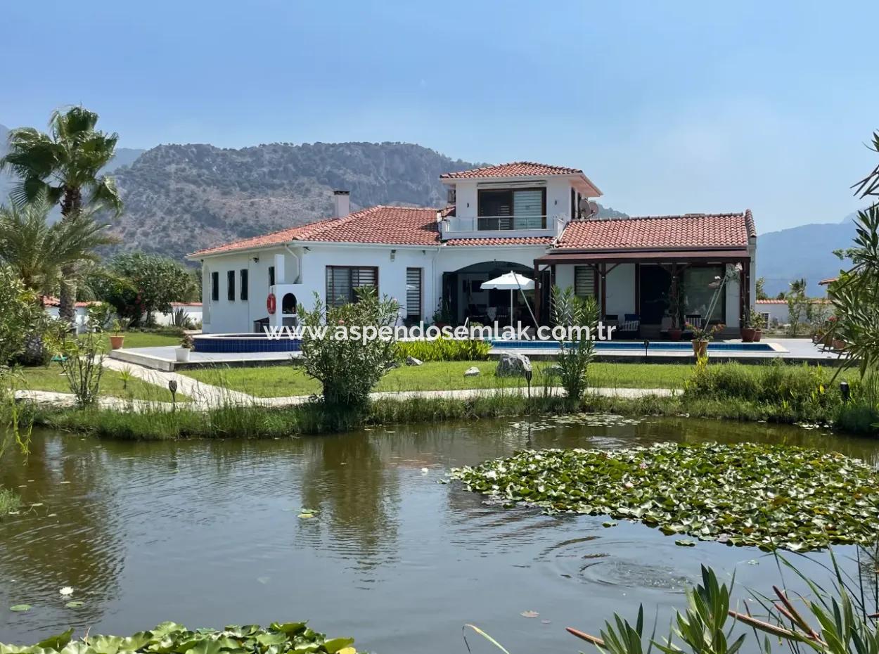 Dalyan 4 1 Luxusvilla Zum Verkauf In 7000M2 Grundstück