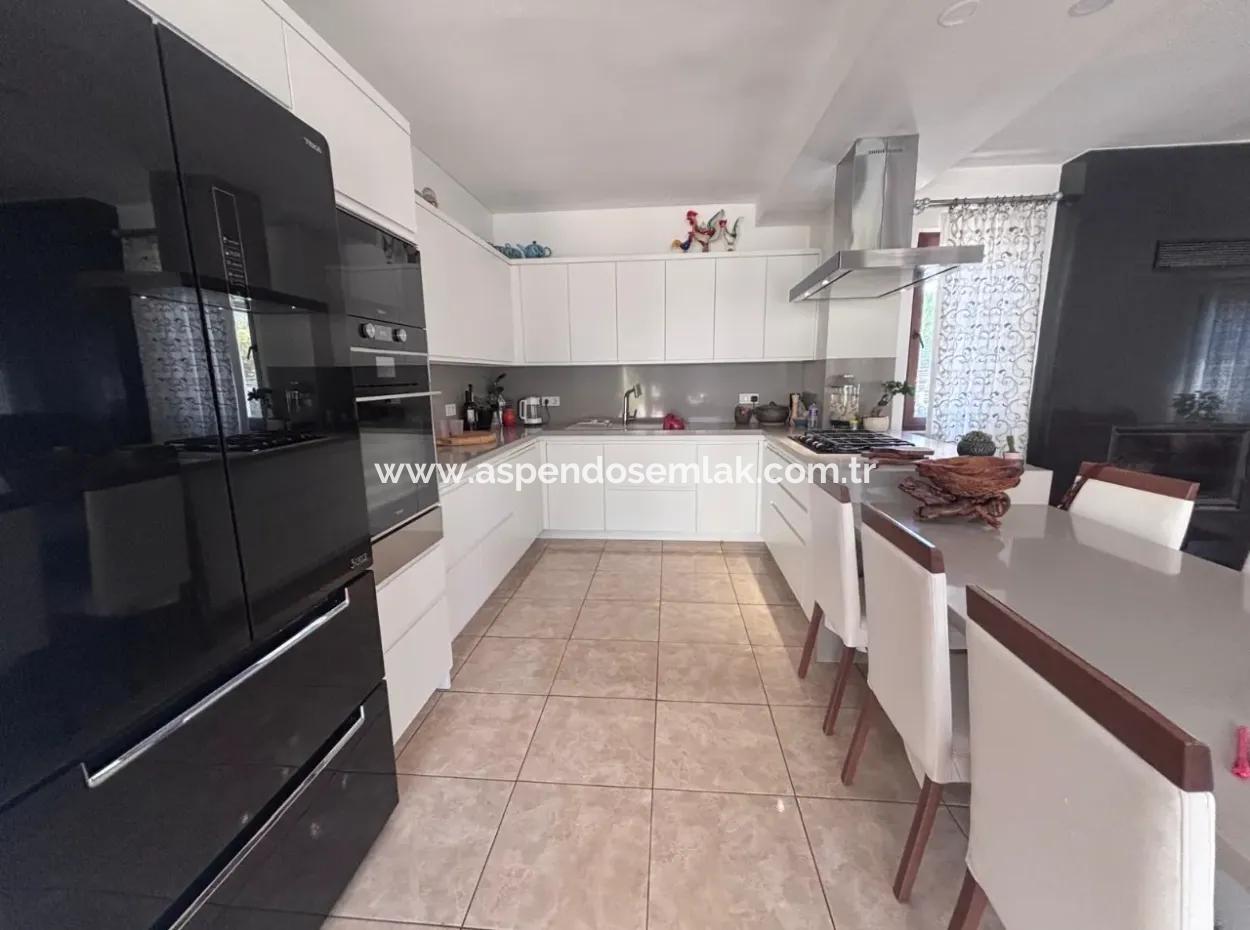 5 1 Villa For Sale In Dalyan Maraş For 980M2 Plot On The Corner