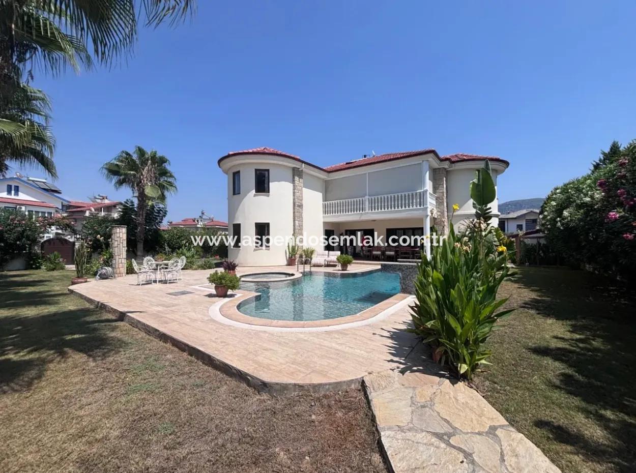 5 1 Villa For Sale In Dalyan Maraş For 980M2 Plot On The Corner