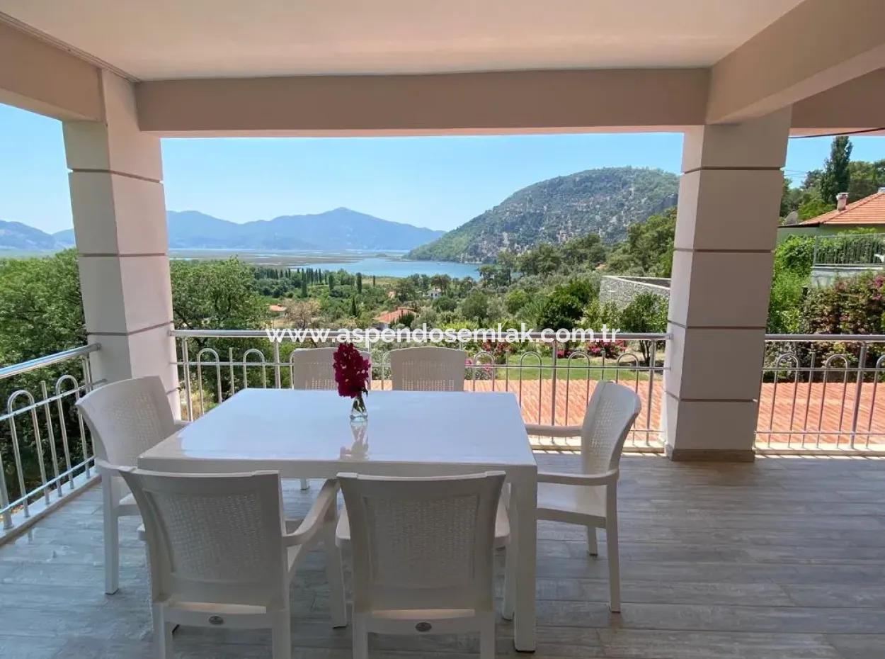 4 2 Villa Houses For Sale With Sea View In Çandır
