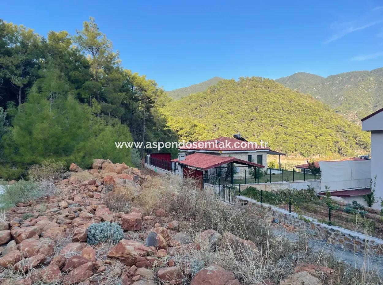 Land For Sale In Ekincik With Sea View 420M2 Zoned