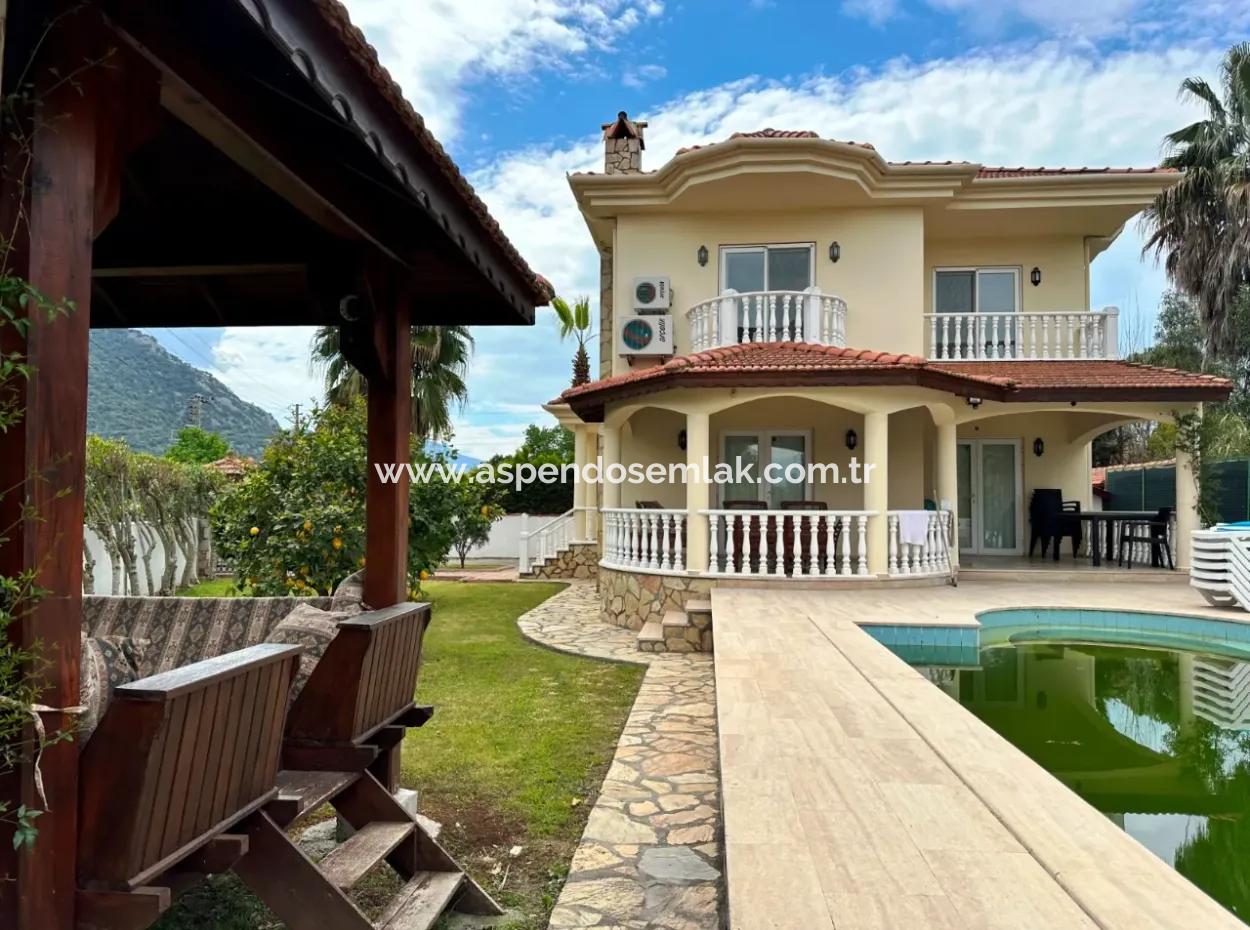 Dalyan Arıkbaşı'nda 645M2 Arsa İçerisinde 3+1 Satılık Villa