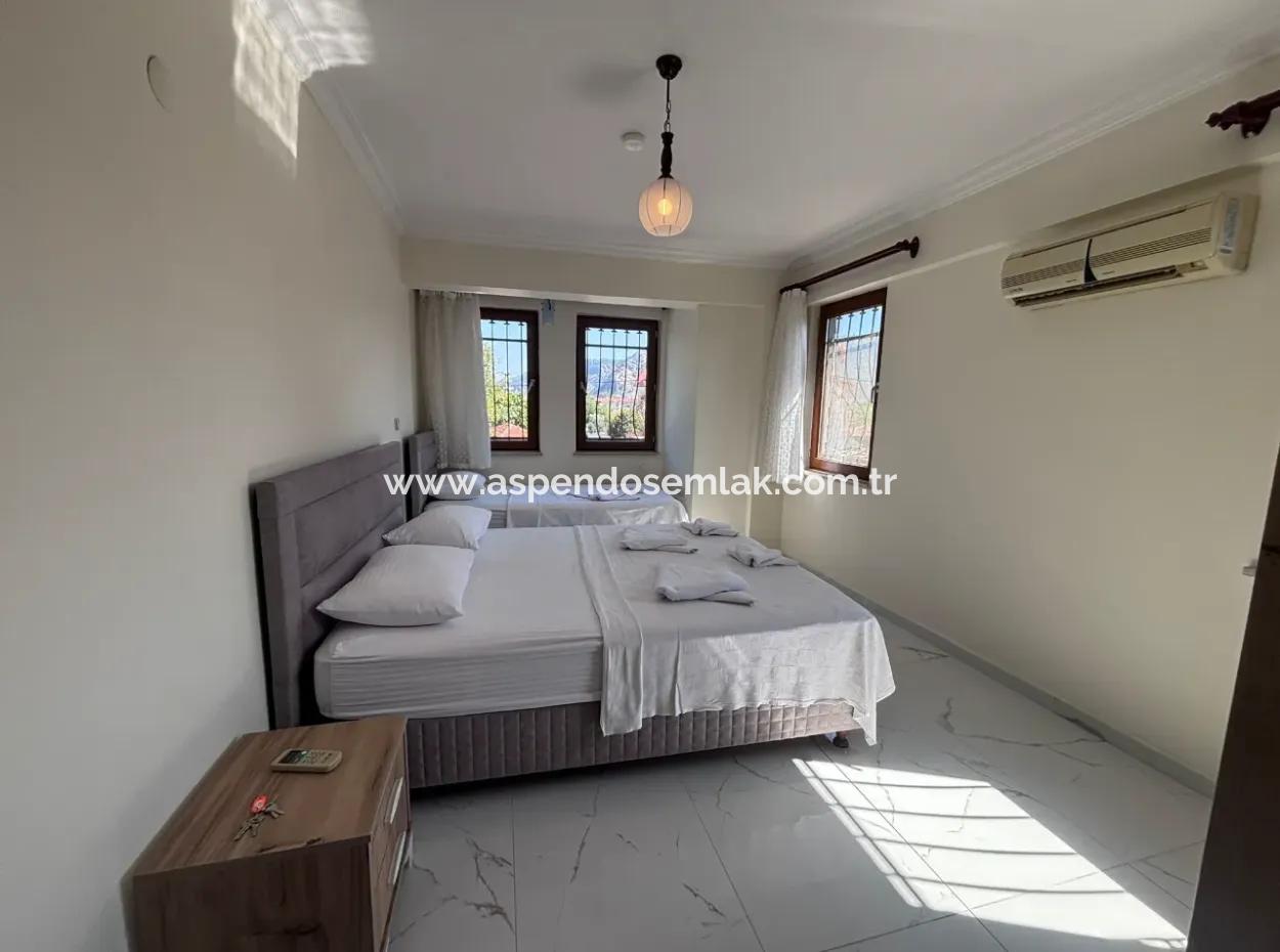 Dalyan Merkezde 301M2 Arsa İçerisinde 5+1 Satılık Villa