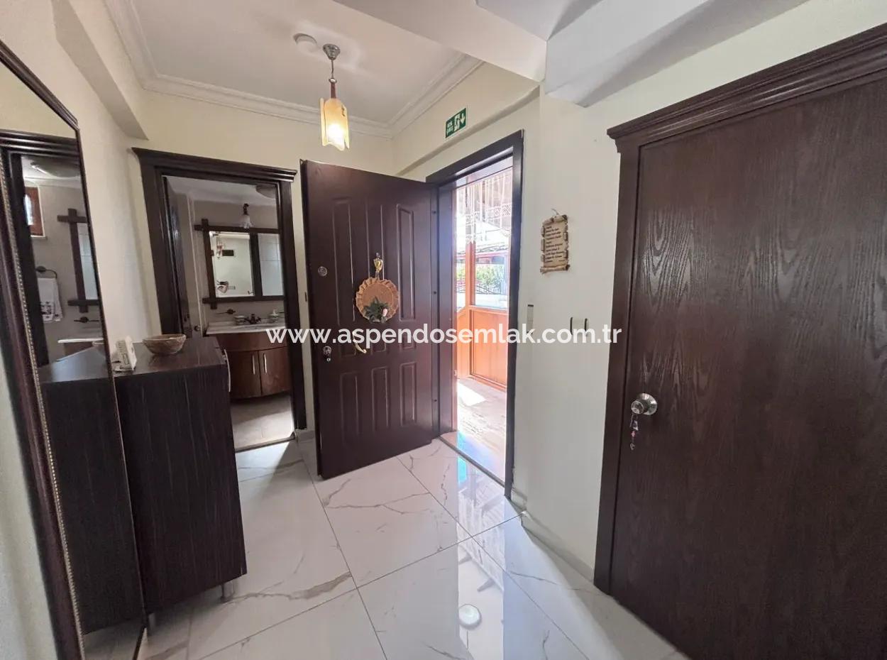Dalyan Merkezde 301M2 Arsa İçerisinde 5+1 Satılık Villa