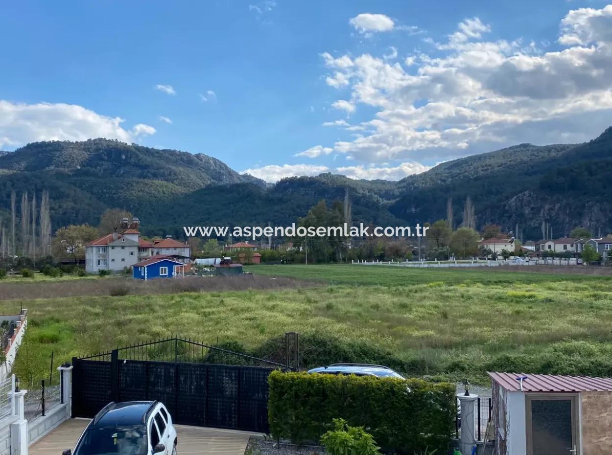 Okçular'da Satılık Villa Lüks 5 Yatak Odalı Satılık Villa