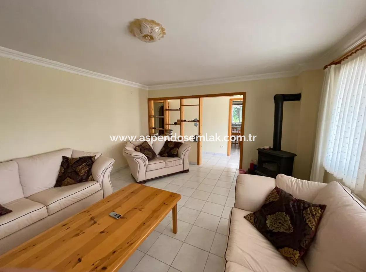 Çandır''da 5+2 Satılık Villa