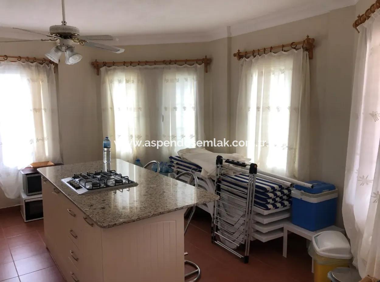 Dalyan Maraş'ta 1532M2 Satılık Villa