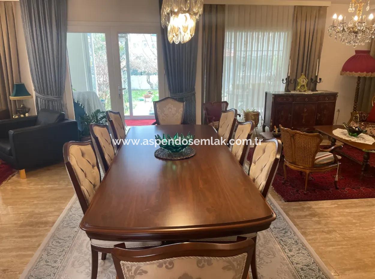 Dalyan 650M2 Arsa İçinde 4+1 Satılık Villa