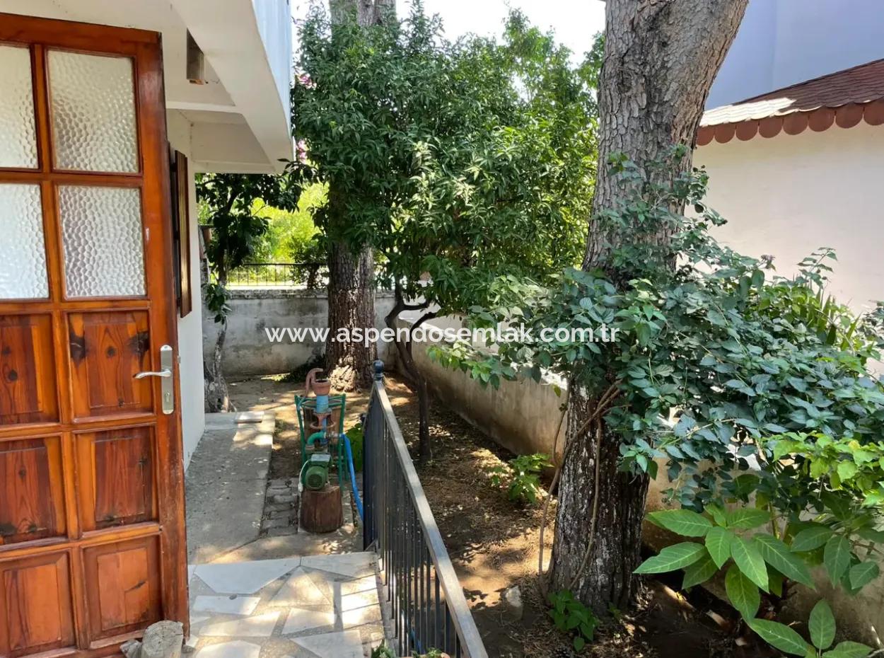 Dalyan Merkezde 5+1 Satılık Villa