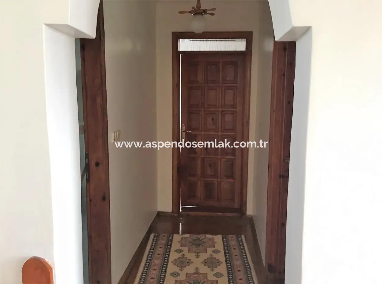 Dalyan'da 1000M2 Arsa İçin'de 4+1 Satılık Villa