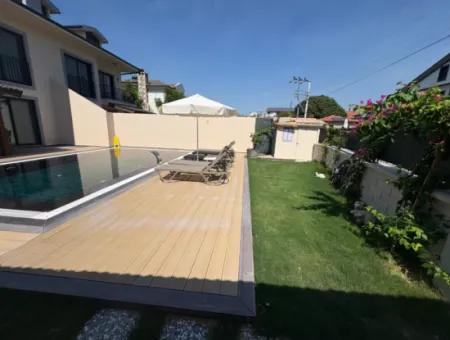 Dalyan'da Gülpınar'da Satılık 4+1 Villa