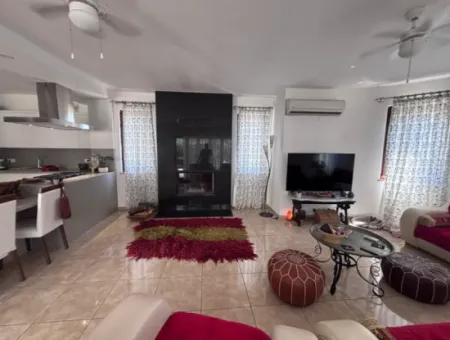 Dalyan Maraş'da Köşebaşında 980M2 Arsa İçin'de 5+1 Satılık Villa